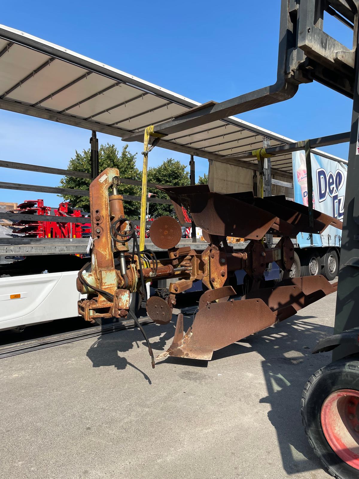 Camion Morana Trasporti - Autoarticolato Euro 6 per trasporti Sicilia Italia - Foto 9