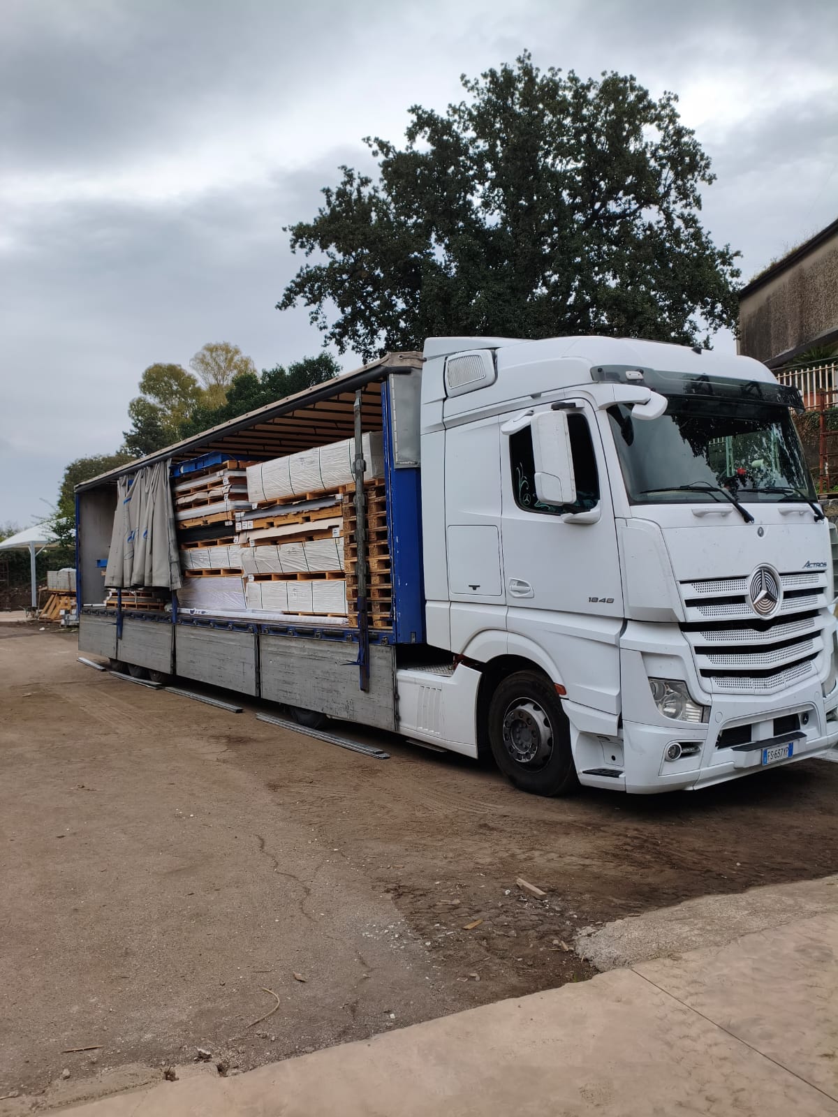 Camion Morana Trasporti - Autoarticolato Euro 6 per trasporti Sicilia Italia - Foto 18