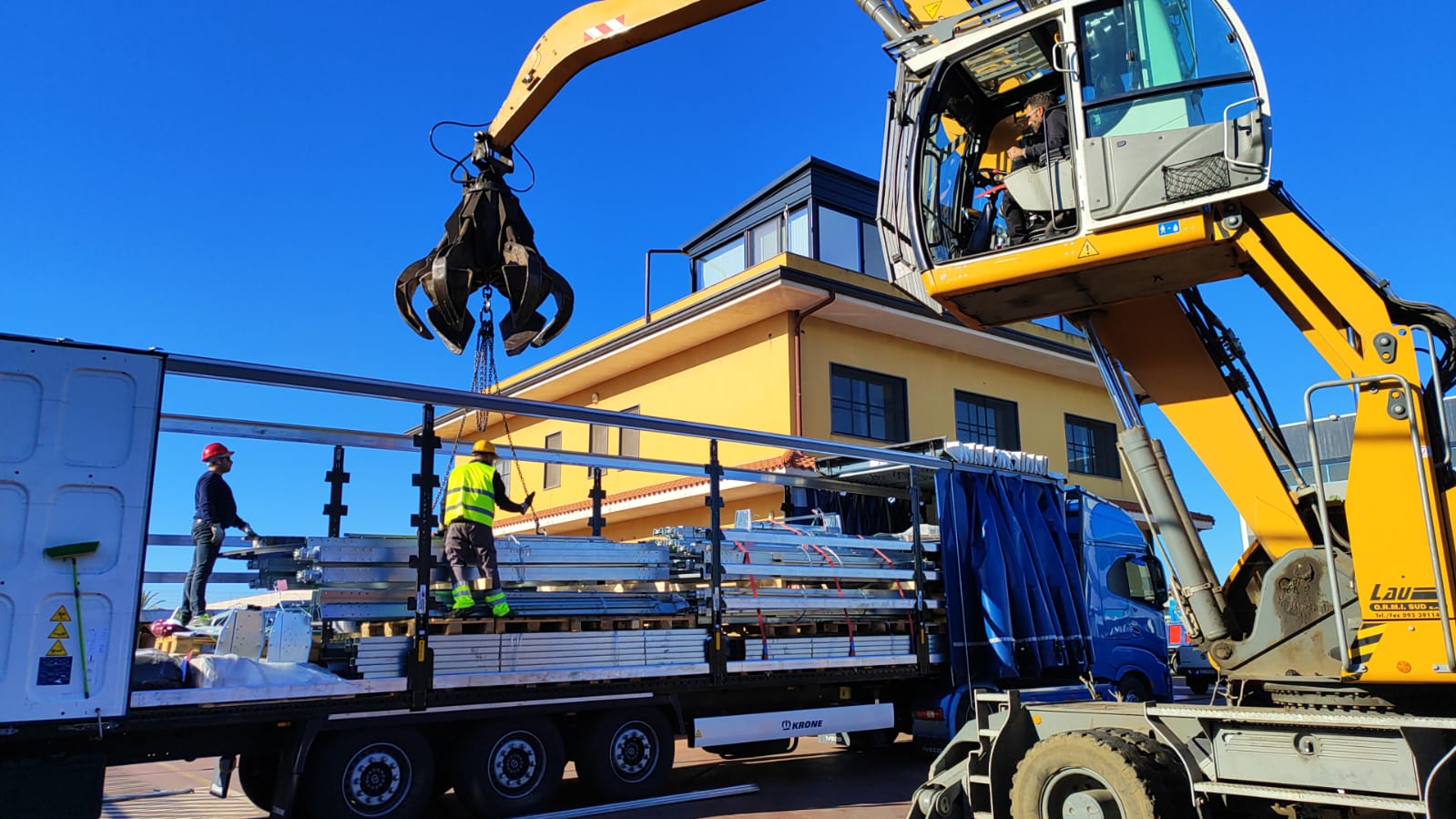 Camion Morana Trasporti - Autoarticolato Euro 6 per trasporti Sicilia Italia - Foto 24