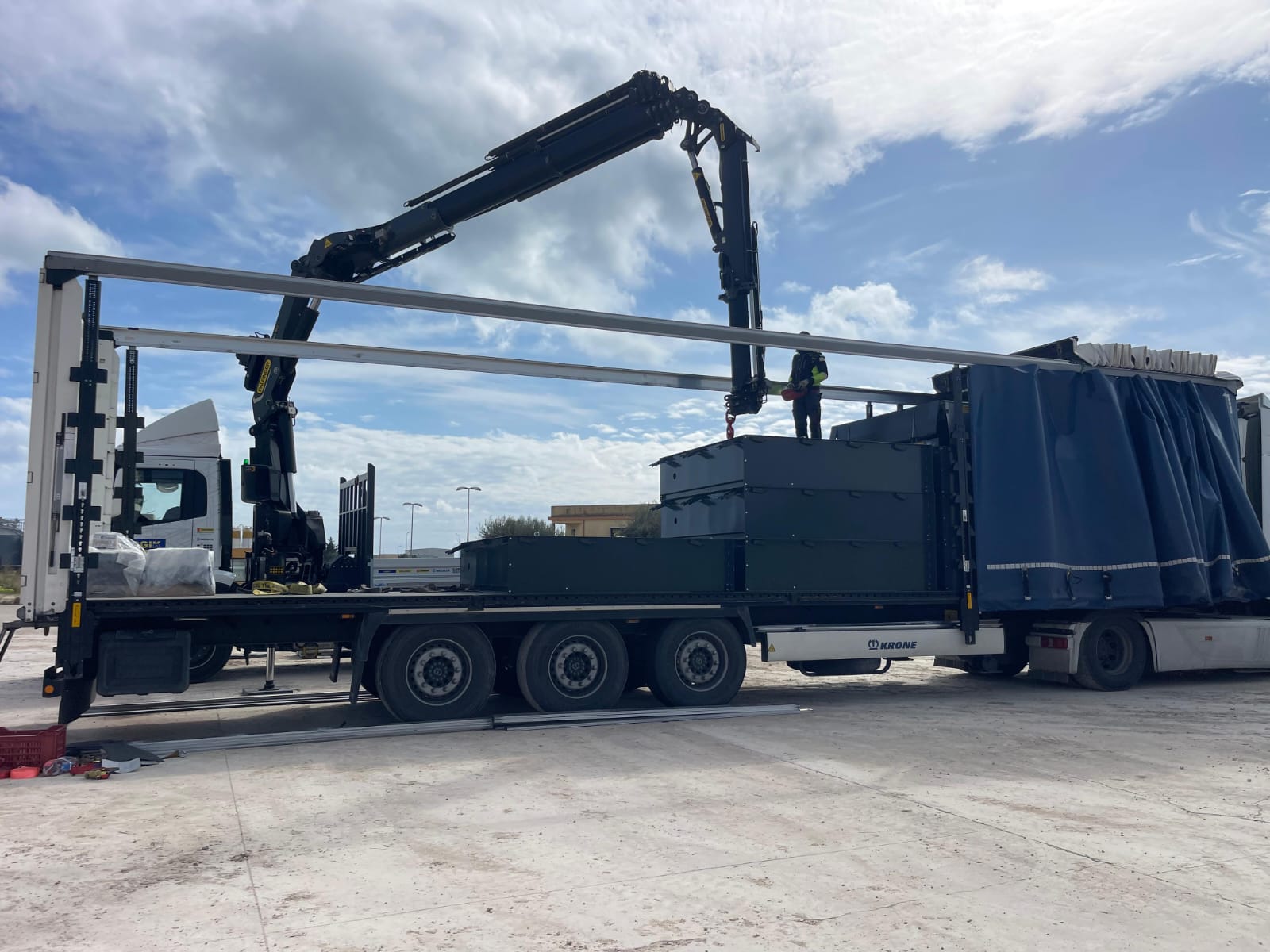 Camion Morana Trasporti - Autoarticolato Euro 6 per trasporti Sicilia Italia - Foto 31