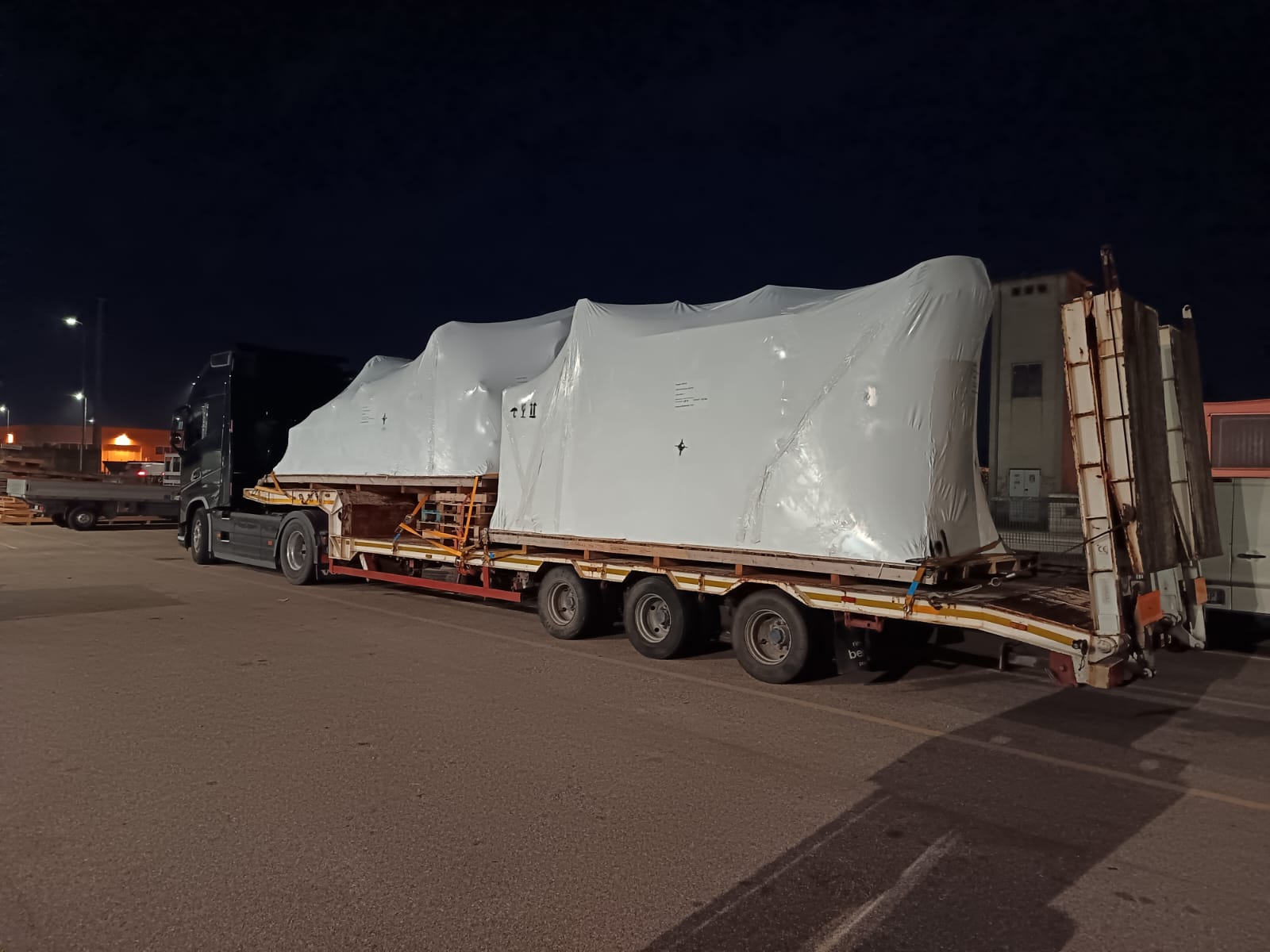 Camion Morana Trasporti - Autoarticolato Euro 6 per trasporti Sicilia Italia - Foto 32