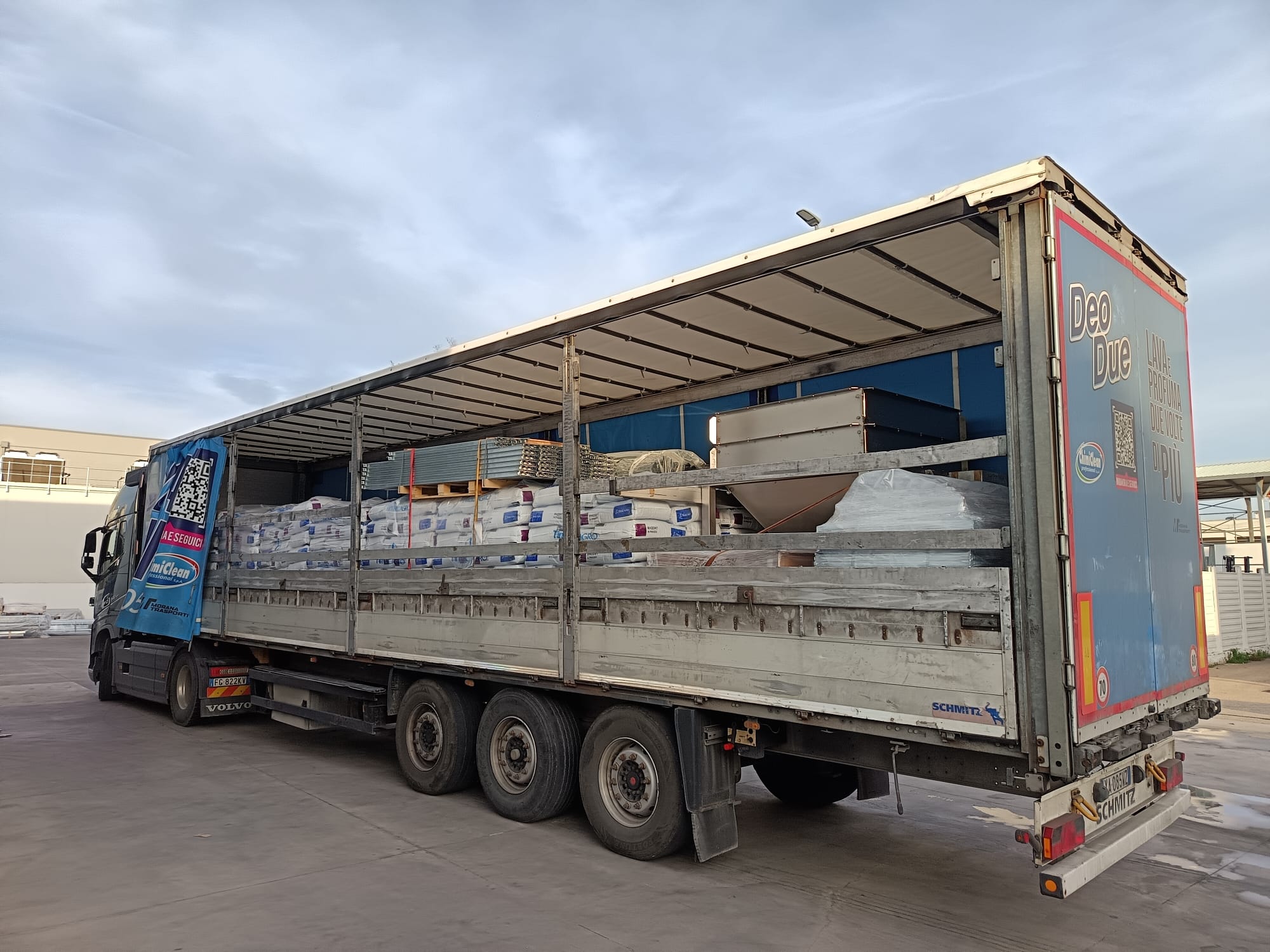 Camion Morana Trasporti - Autoarticolato Euro 6 per trasporti Sicilia Italia - Foto 41